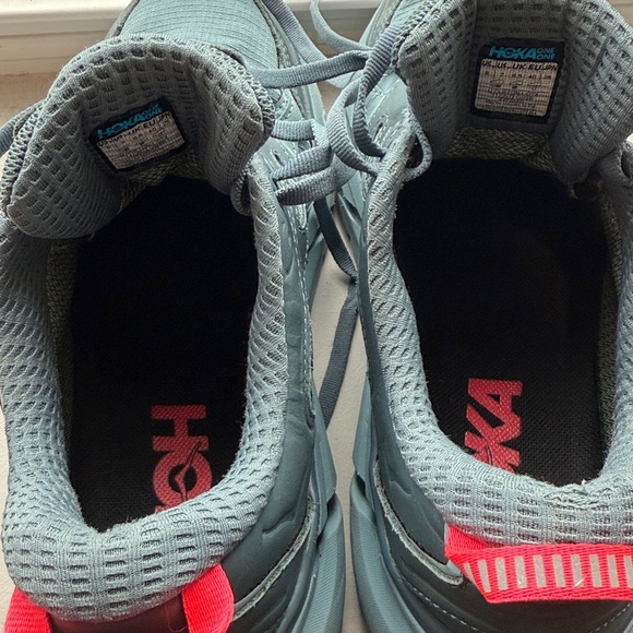 Women’s Blue Hokas Size 8 - Picture 12 of 12